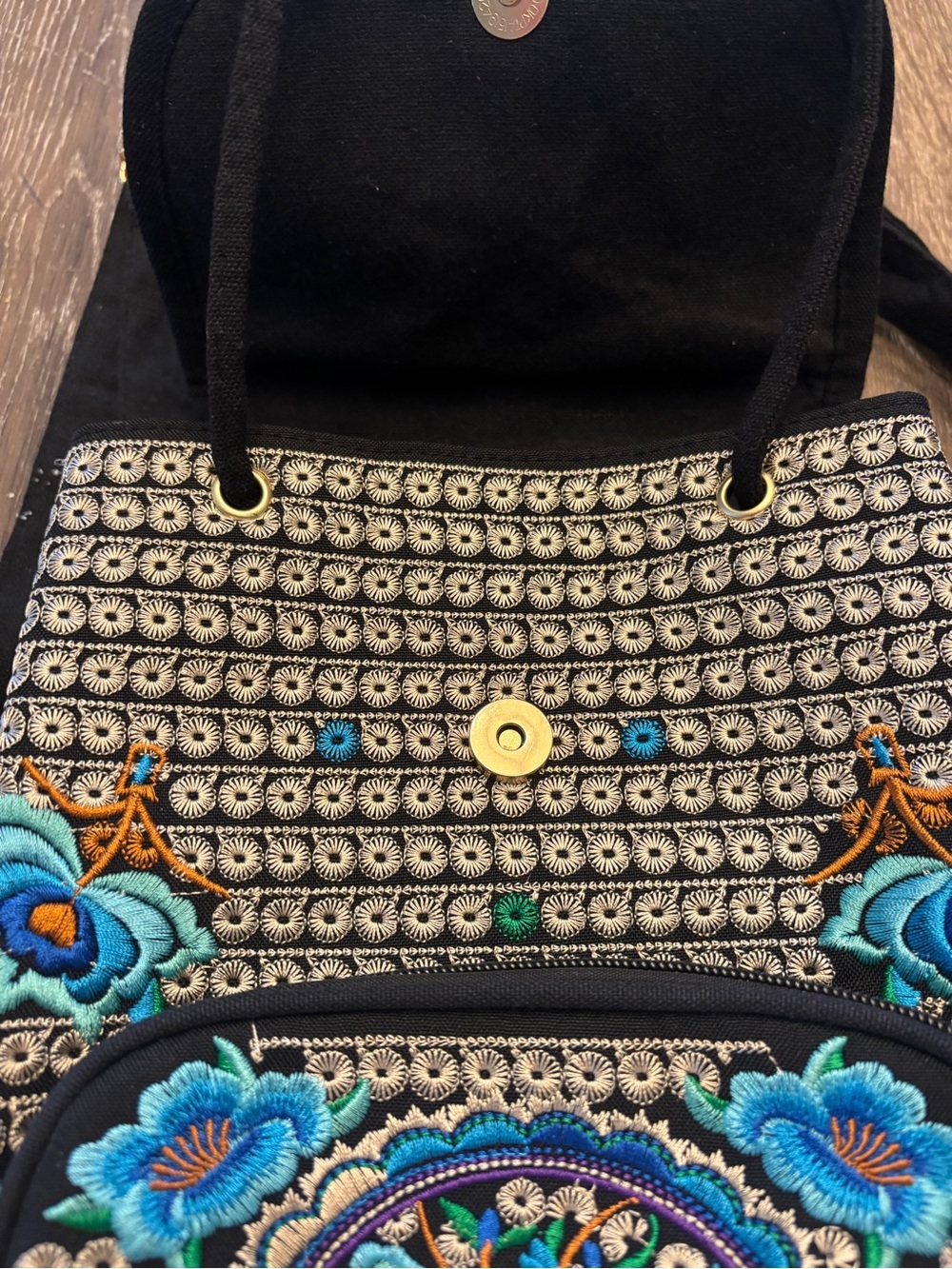 Backpack - Embroidered Floral Black and Blue Drawstring - Picture 7 of 8